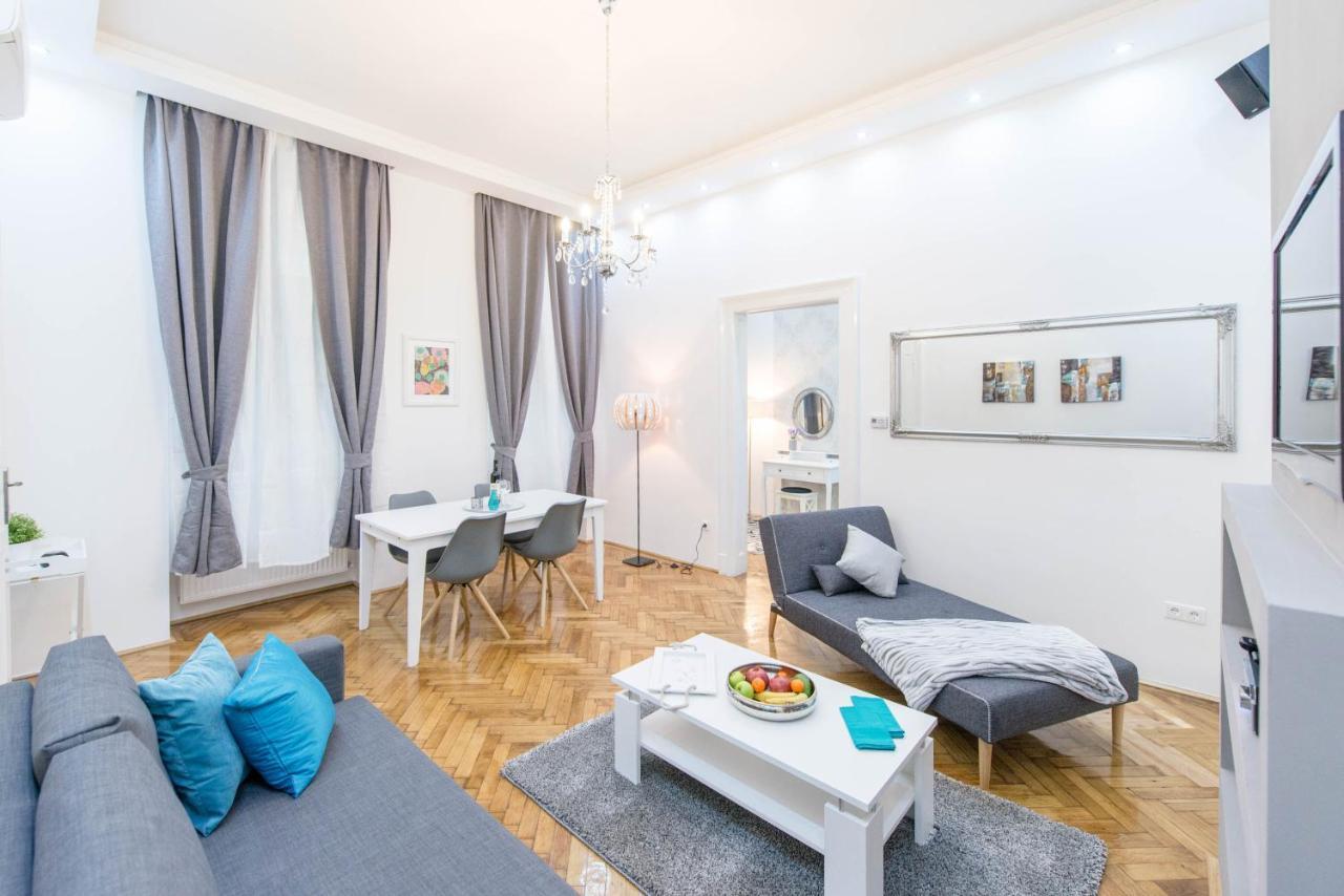 Dominik Apartment บูดาเปสต์ ภายนอก รูปภาพ